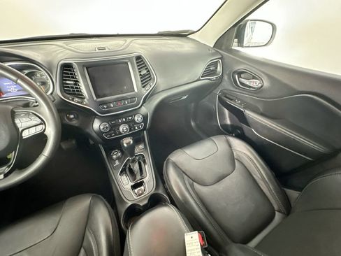 Used 2023 Jeep Cherokee Altitude Lux AWD/4WD image 11