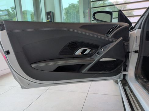 Used 2018 Audi R8 V10 plus AWD/4WD image 13