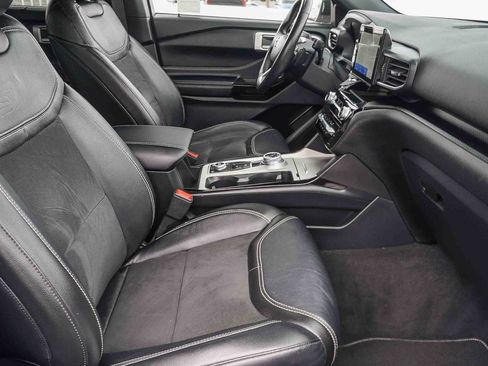 Used 2022 Ford Explorer ST w/ ST Street Pack AWD/4WD image 18