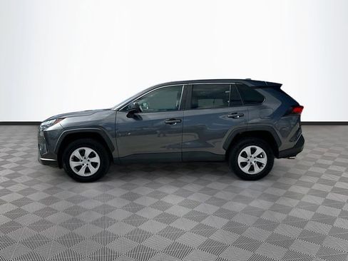 Used 2023 Toyota RAV4 LE FWD image 8