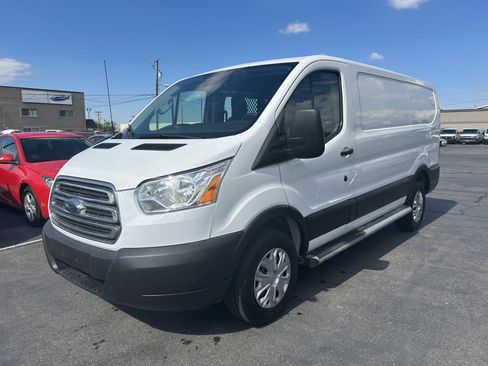 Used 2018 Ford Transit 250 130 Low Roof w/ Exterior Upgrade Package image 2