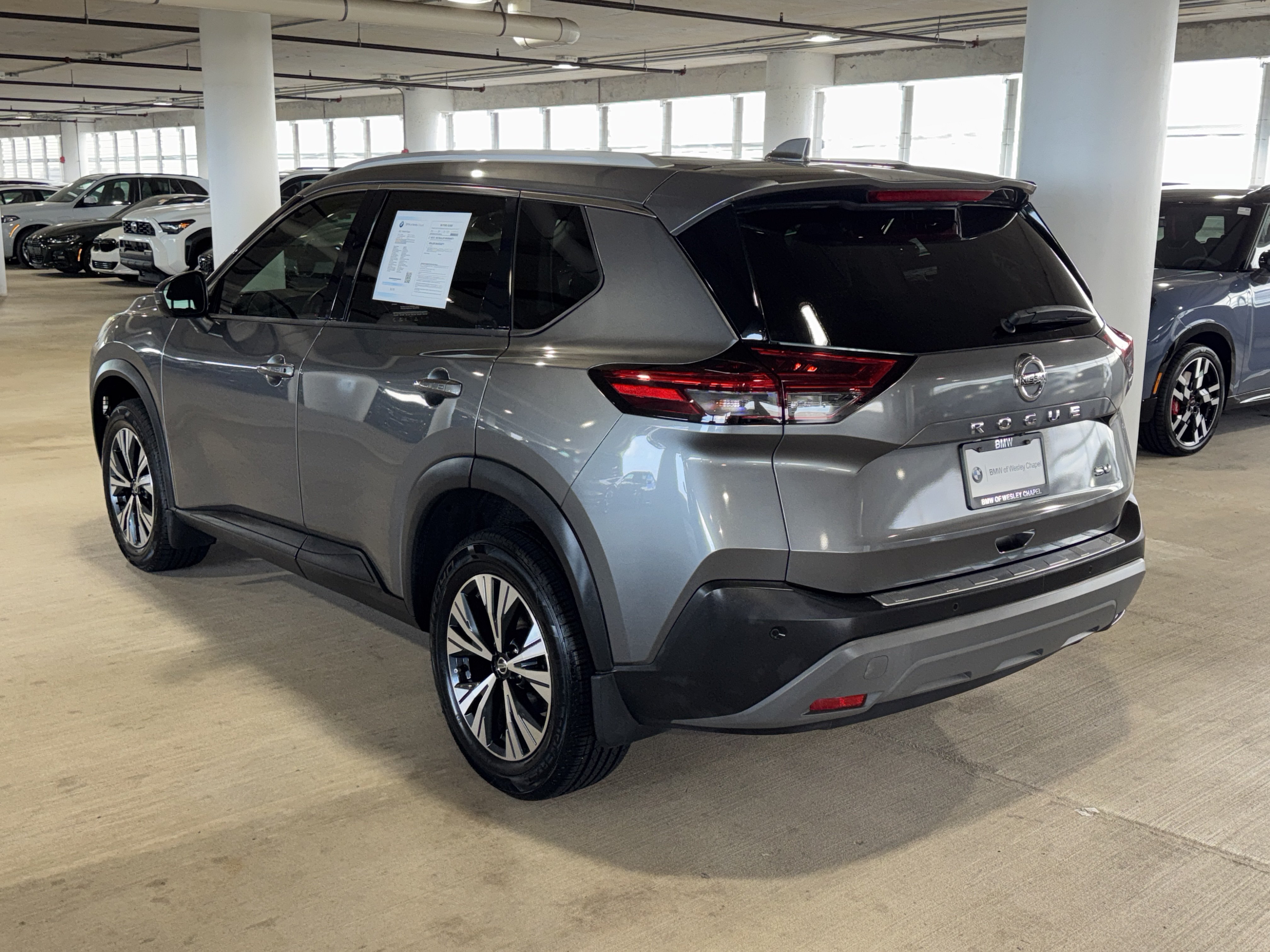Used 2021 Nissan Rogue SV w/ Premium Package FWD image 6