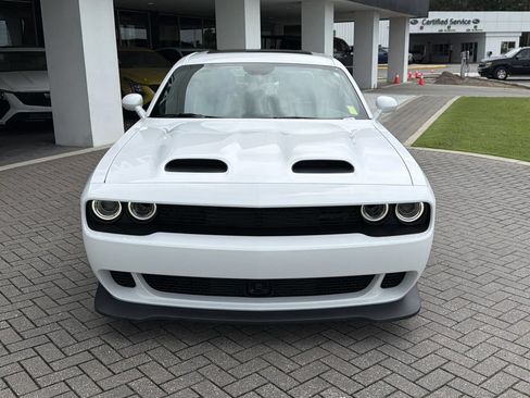 Used 2023 Dodge Challenger SRT Hellcat RWD image 8