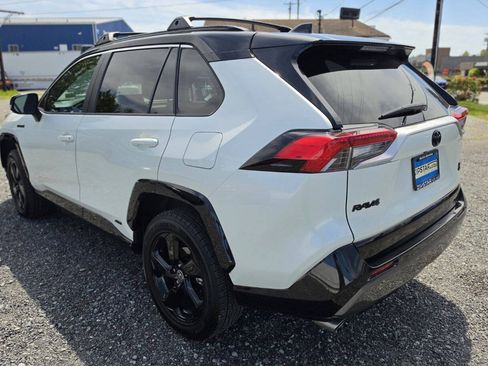 Used 2021 Toyota RAV4 XSE AWD/4WD image 5