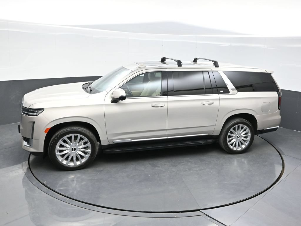 Certified 2024 Cadillac Escalade ESV Premium Luxury AWD/4WD image 34