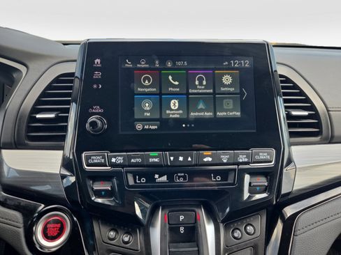Used 2023 Honda Odyssey Elite image 17