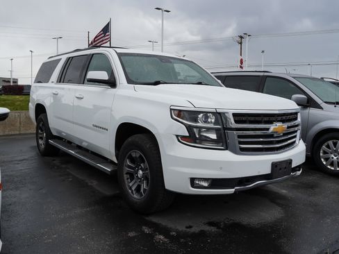 Used 2016 Chevrolet Suburban LT AWD/4WD image 2