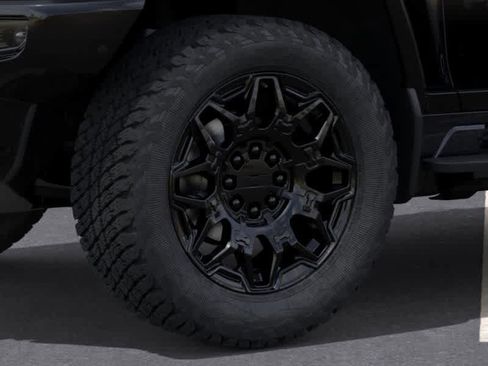 New 2025 GMC Hummer EV 3X w/ LPO, Dark Essentials Package image 9