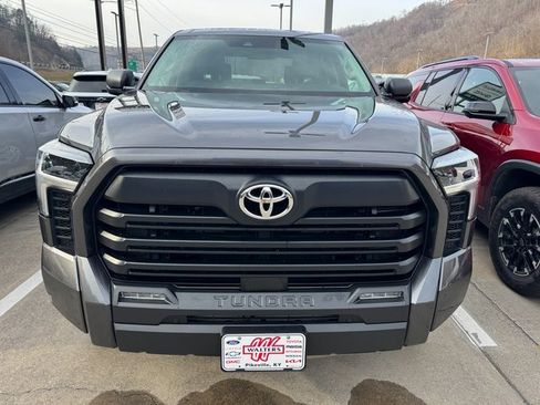 Used 2024 Toyota Tundra SR5 w/ SR5 Convenience Package image 28