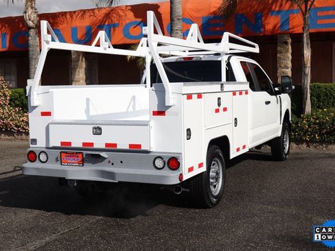 Used 2023 Ford F250 XL w/ Snow Plow/Camper Package AWD/4WD image 9