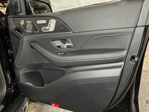 New 2026 Mercedes-Benz GLS 63 AMG 4MATIC image 10