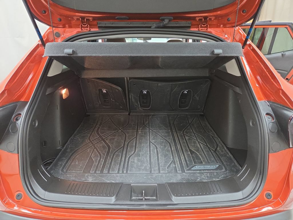 Certified 2024 Chevrolet Trax ACTIV w/ Sunroof Package FWD image 9