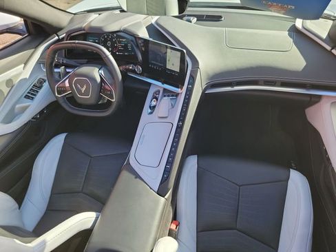 Used 2023 Chevrolet Corvette Stingray Preferred Conv w/ 2LT image 16