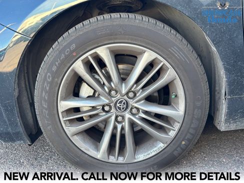 Used 2015 Toyota Camry SE image 7