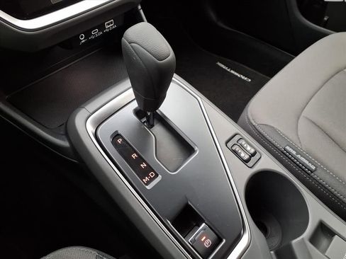 Certified 2025 Subaru Crosstrek 2.0i Premium image 5