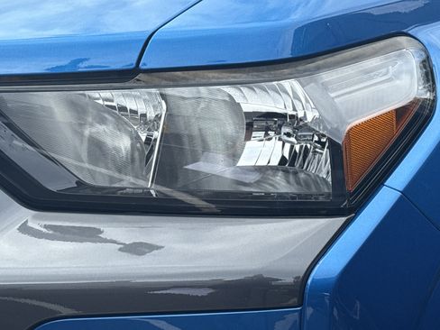 Certified 2023 Chevrolet Colorado LT w/ LT Convenience Package II image 11