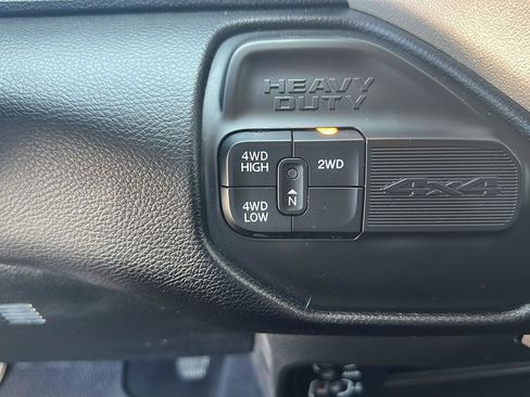 Used 2024 RAM 2500 Laramie w/ Safety Group AWD/4WD image 38