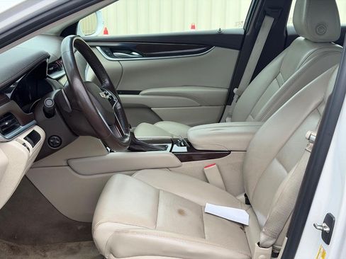 Used 2017 Cadillac XTS Luxury FWD image 4