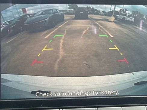 Used 2025 Nissan Altima 2.5 SV FWD image 32