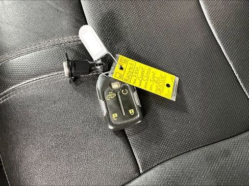 Used 2020 Chevrolet Silverado 1500 High Country image 10