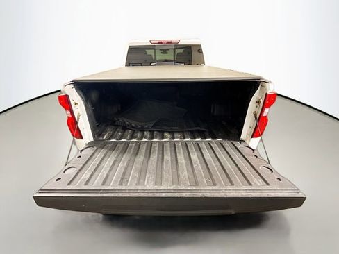 Used 2021 Chevrolet Silverado 1500 High Country image 27