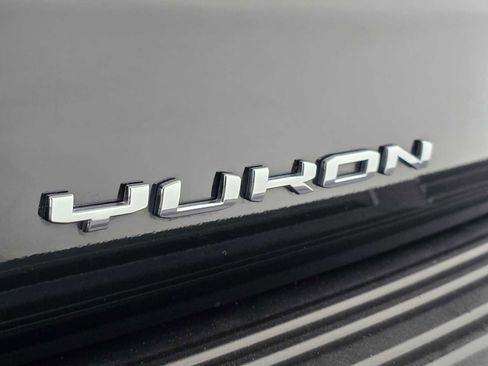Used 2024 GMC Yukon Denali image 15