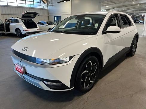 Used 2024 Hyundai Ioniq 5 SE RWD image 7