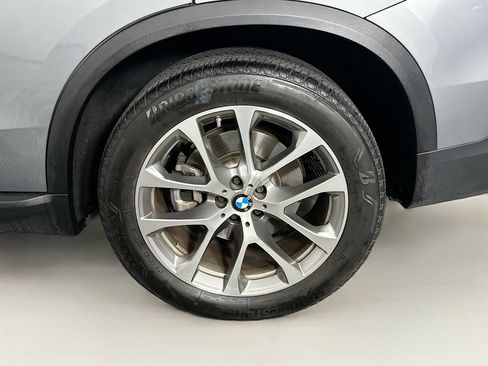 Used 2024 BMW X5 sDrive40i w/ Premium Package image 11