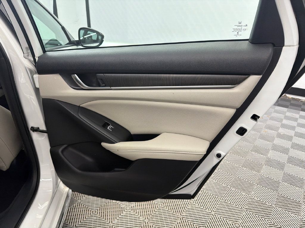 Used 2020 Honda Accord EX-L image 18