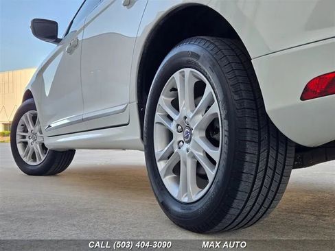 Used 2015 Volvo XC60 T5 Platinum image 39