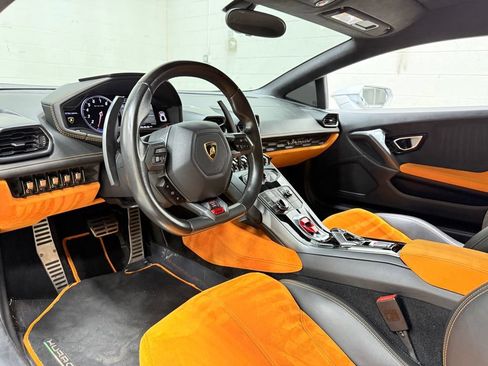 Used 2017 Lamborghini Huracan LP 580-2 RWD image 30