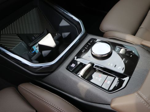 Used 2025 BMW X3 xDrive30i w/ Premium Package image 24