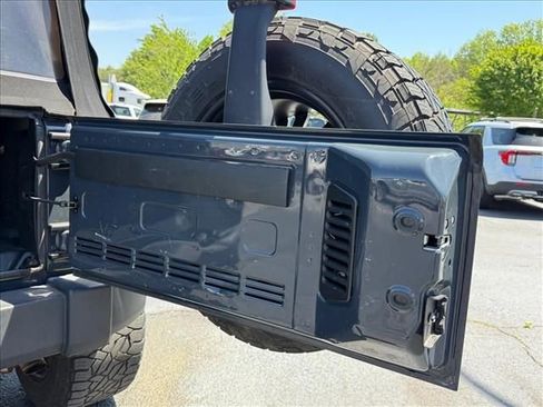 Used 2018 Jeep Wrangler Unlimited Sport S image 15