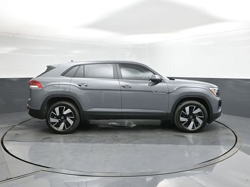 New 2026 Volkswagen Atlas Cross Sport SE FWD image 26