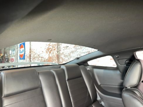 Used 2005 Ford Mustang GT RWD image 69