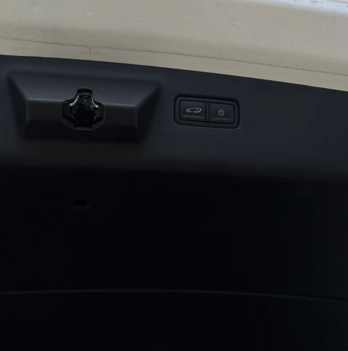 Used 2025 Hyundai Santa Fe SEL AWD/4WD image 13