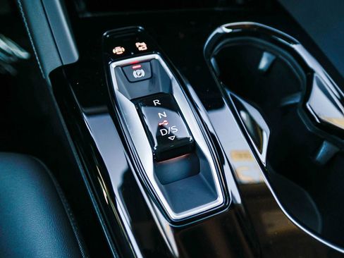 Certified 2025 Audi Q5 Premium Plus w/ Premium Plus image 26