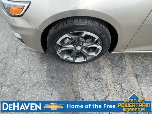 Used 2022 Chevrolet Malibu LT FWD image 8