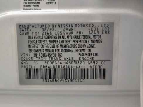 Used 2025 Nissan Sentra SV FWD image 33