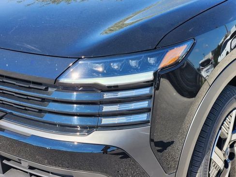 New 2026 Nissan Kicks SV image 6