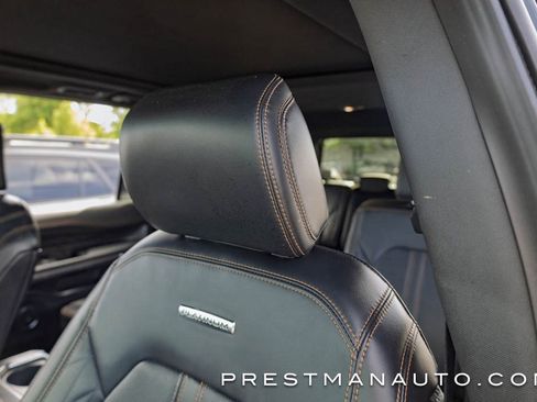 Used 2022 Ford Expedition Platinum image 24