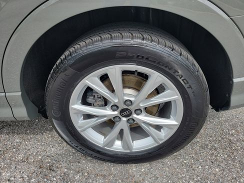 Certified 2023 Audi Q3 2.0T Premium Plus w/ Premium Plus Package image 35