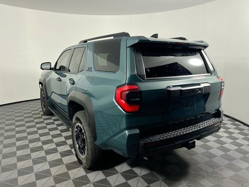 Used 2025 Toyota 4Runner TRD Off-Road Premium AWD/4WD image 5