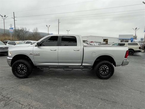 Used 2017 RAM 2500 SLT image 2