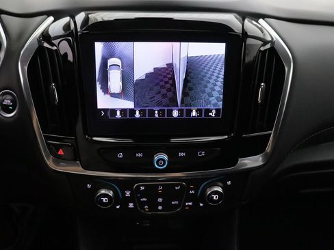 Used 2021 Chevrolet Traverse Premier AWD/4WD image 31
