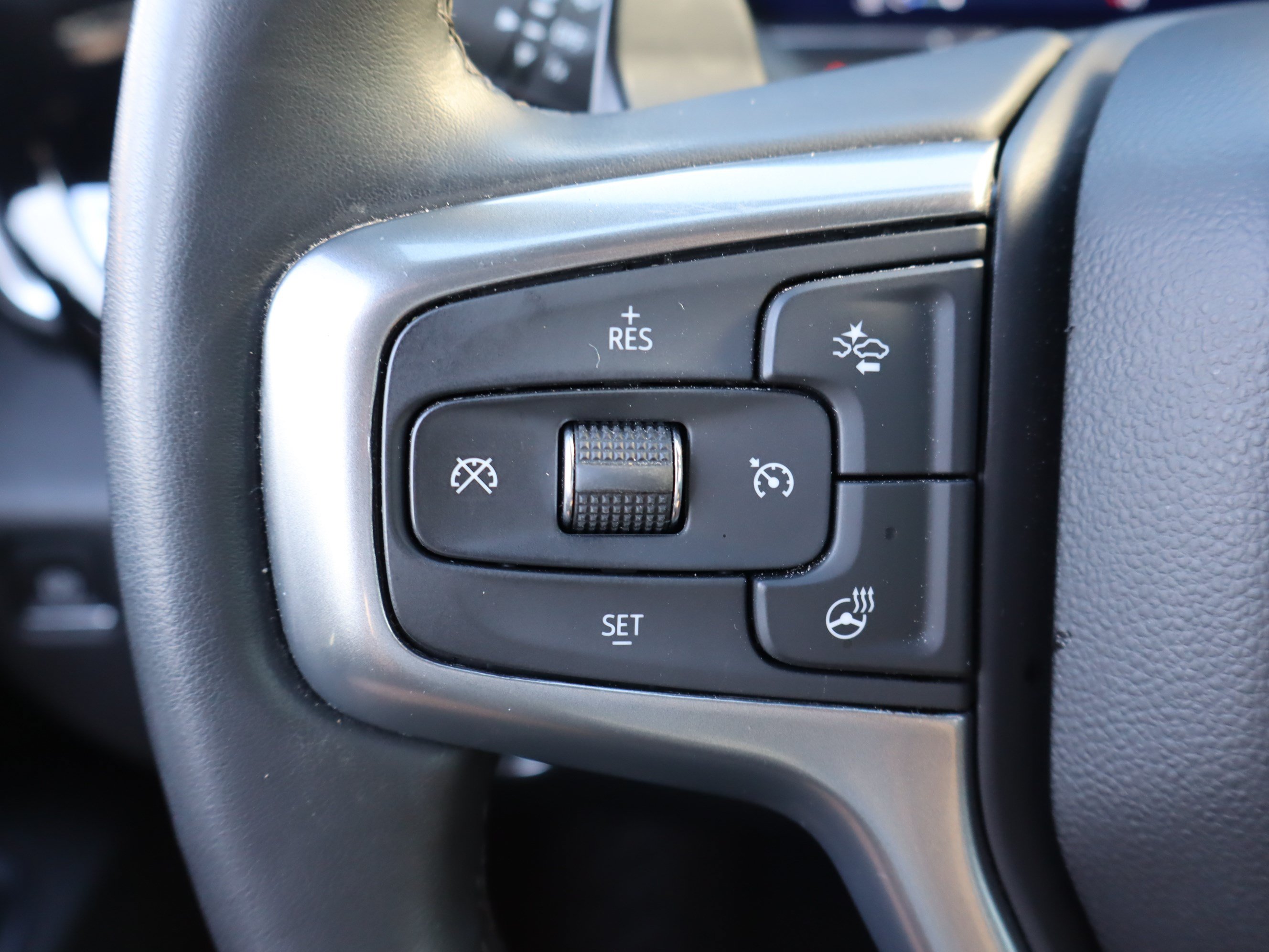 Used 2023 Chevrolet Silverado 1500 RST AWD/4WD image 20