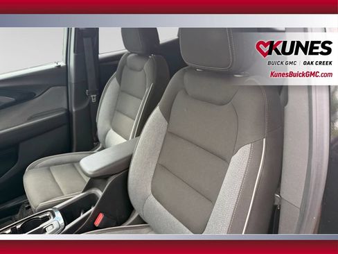 Used 2022 Chevrolet TrailBlazer LT FWD image 23