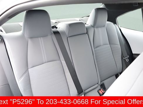 Certified 2025 Toyota Corolla SE w/ SE Premium Package FWD image 25