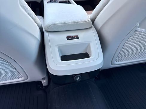 Used 2020 Volvo S60 T6 Momentum w/ Protection Package Premier image 23