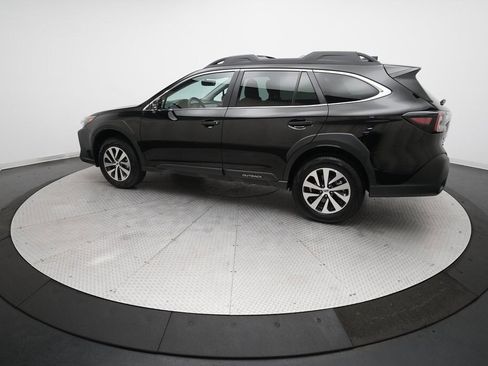 Certified 2025 Subaru Outback Premium w/ Popular Package #1A image 12